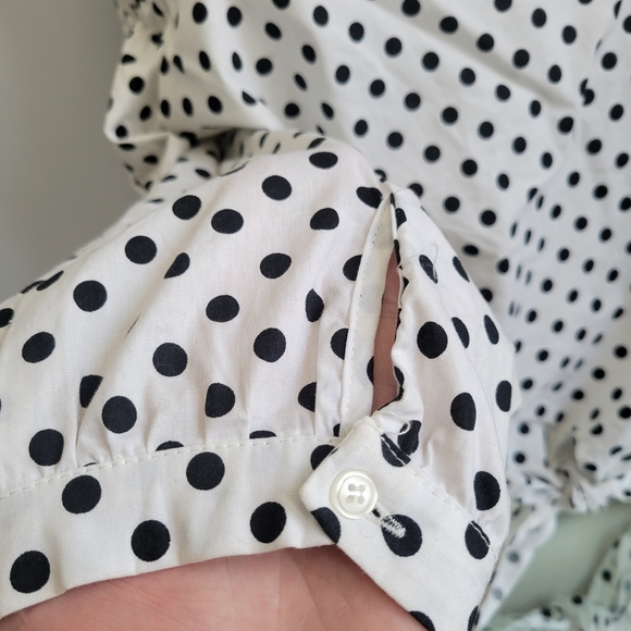 OFF SHOULDER POLKA DOT FRONT TIE TOP - Picture 5 of 8